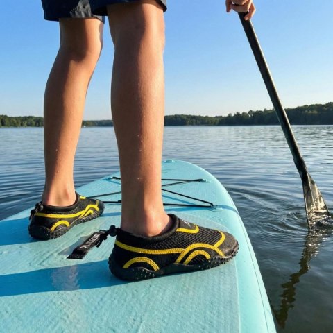 BUTY DO WODY JUNIOR BLACK/ YELLOW XQMAX R.33