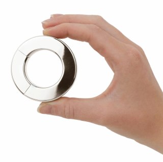 Bedroom Fantasies Magnetic Cockring srebrny - metalowy pierścień magnetyczny