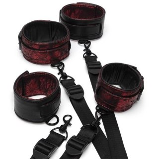 Fifty Shades of Grey Sweet Anticipation - zestaw pasow do łożka czarno-czerwony