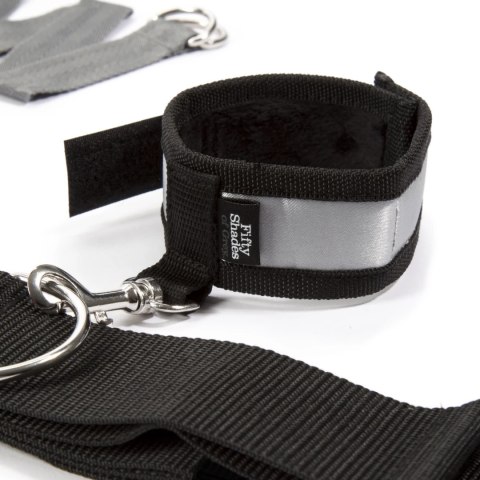 Fifty Shades of Grey Over the Bed Cross - Zestaw wiązań łożkowych regulowanych